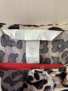 Leopard Print Collared Blouse