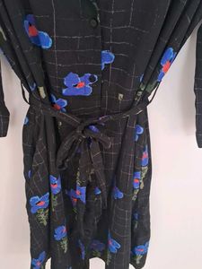 Tokyo talkies Black floral print midi dress