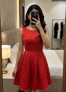 Elegant Red Sleeveless Fit & Flare Dress