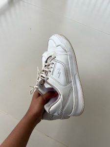 White Classic Sneakers