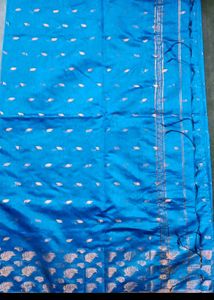 Beautiful Leaf Pattern Saree