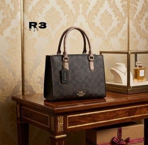 Coach Signature Tote Bag