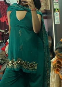 💚90sBackless kurta,plazo,chuni,slang Bag set💚