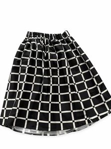 Chic Black &amp; White Checkered Pleated Skirt