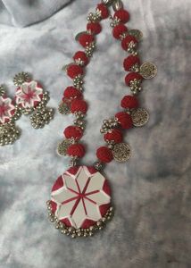 Boho Red Thread & Mirror Work Necklace Set