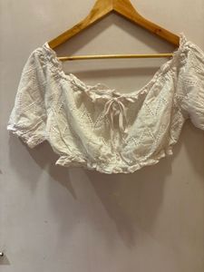 Chic Eyelet Crop Top