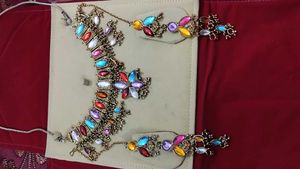 antique neck set