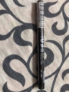 Lakme Eyeconic Liner Pen Fine Tip