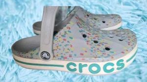 Crocs Classic Clog - Gray with Confetti Print