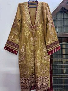 Embroidered Kurta Top