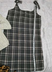 Very Beautiful N Comfortable Midi With Top