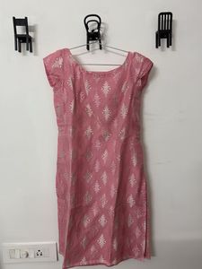 Elegant Pink Kurta with Silver Print