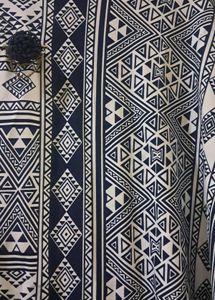Stylish Patterned Geometric Cape Top 💠