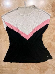 Chic V-Neck Colorblock T-Shirt