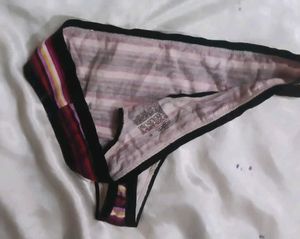 Women's Lace Thong Panty