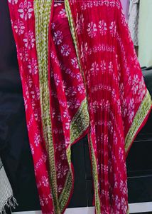 Vibrant Floral Print multi colour dupatta