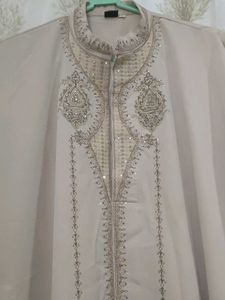 Men's Embroidered Kurta