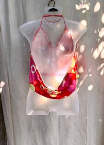 181110. Floral Halter Neck Crop Top