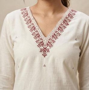 Elegant Off-White Kurta Set with Dupatta