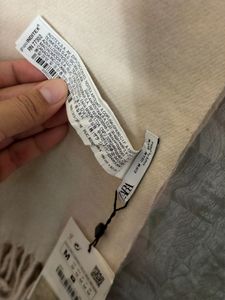 Zara wool blend Soft off-white Scarf with Fringe