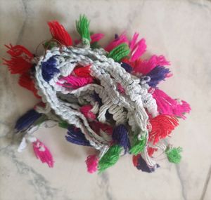 Pom Pom Lace