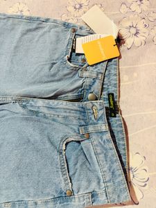 Stylish Distressed Light Wash Jeans