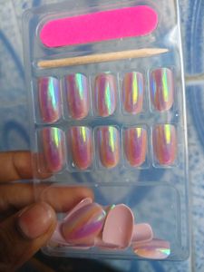 Iridescent Press-On Nails Set Pearl Metallic Mysti