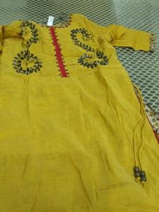 Beautiful Kurta With Hand Work