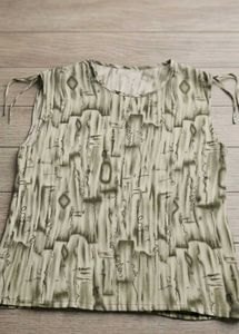 Unique Abstract Print Sleeveless Top