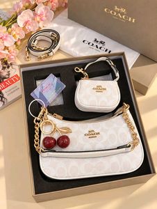 COACH(COPY)*Teri Gift Box with Baby CHARM &amp; CHERRY