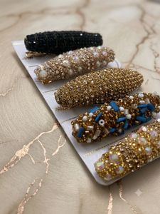 BUY 3 GET 2 FREE ✨💖Beautiful Beaded Brooch Pins