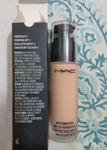MAC Matchmaster Foundation SPF 15