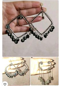 Combo Of 2 Smart Watch And  Pair O Earrings