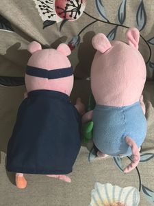 Set Of Two Peppa Pigs - Family-