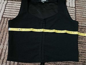 🖤Ruched tie-up crop top