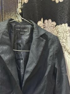 Chic Pinstripe Blazer