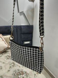 Trendy Black Crossbody Bag