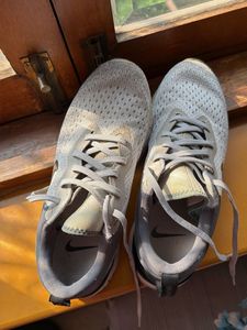Nike Odyssey Running Shoes - UK 5