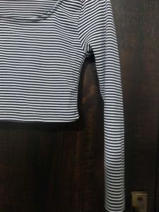 Striped scoop neck ribbed top