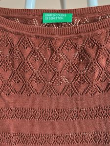 Chic Textured Brown Top