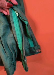 SEMI- WOOLEN GREEN KURTA SET WITH DUPATTA