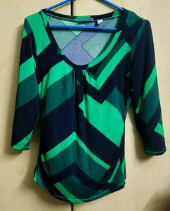 Green Geometric Print Top