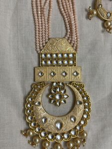 Elegant Gold Tone Necklace &amp; Earring Set