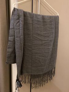 H&amp;M Woollen Stole