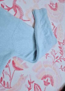 Light Blue Knit Sweater/ woolen crop top