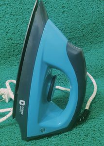Orient Electric Dry Iron . Like New. Good Conditio