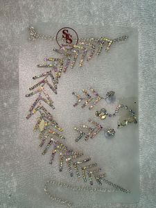 Sparkling Rhinestone Jewelry Set
