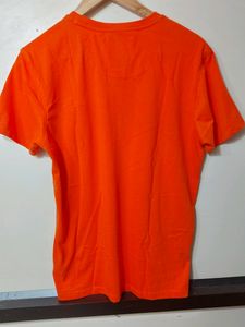 Men's Casual Tshirt. Like New. Good Condition