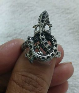 Cobra Ring - Silver Tone