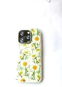 ip16pro Daisy Print iPhone Case